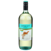 Yellow Tail Moscato Wine - 1.5 Liter