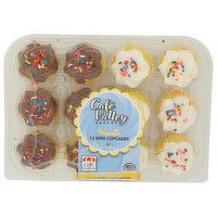 CAFE VALLEY BAKERY Everyday Vanilla Cupcakes 16 - 0.833 Ounce - 12 Count