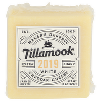 Tillamook Maker's Reserve Extra Sharp Aged White Cheddar - 8 Ounce
