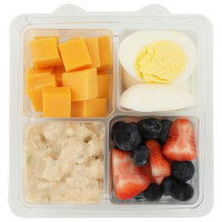 Chicken Salad & Berry Snack Box - 1 Each