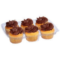 Super 1 Yellow Cupcakes With Chocolate Icing