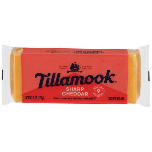 Tillamook Sharp Cheddar Chunk - 8 Ounce